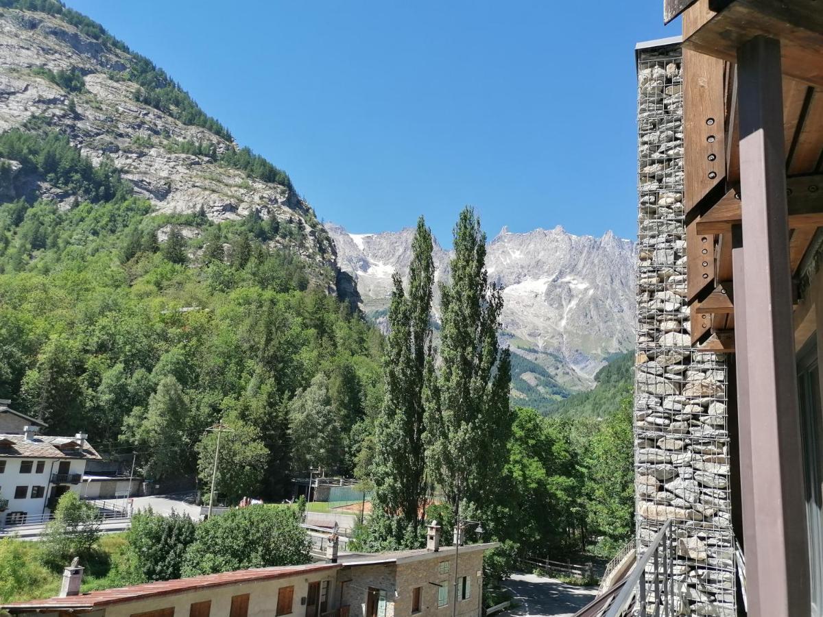 Loft In Courmayeur Bagian luar foto